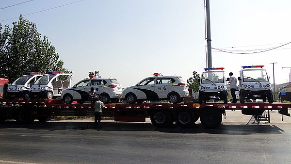 魏縣購置警用電動汽車再次發車