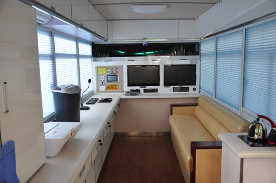 河北深州:新型移動警務室發車,推行“警民相約”