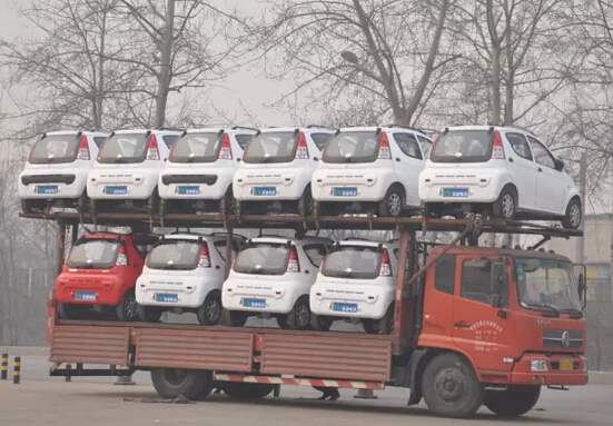 躍迪電動汽車發往海南 倡導綠色出行新風尚