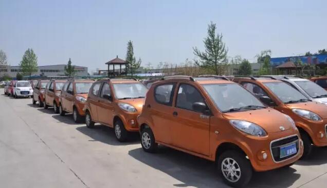 躍迪電動汽車批量發車河南——躍迪電轎，軍工品質