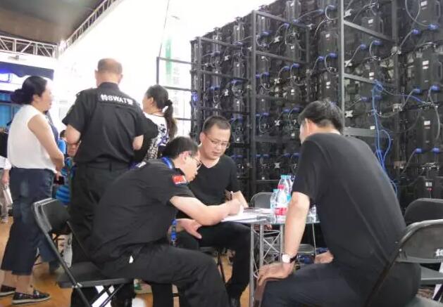 第八屆中國國際警用裝備博覽會現在進行時,躍迪警務用車邀您見證警用裝備新技術!