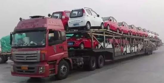 躍迪電動汽車批量發車四川——綠色出行新選擇