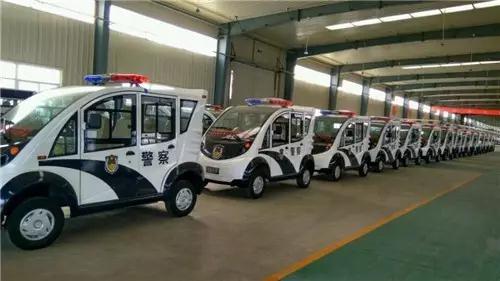 躍迪電動汽車總裝下線。