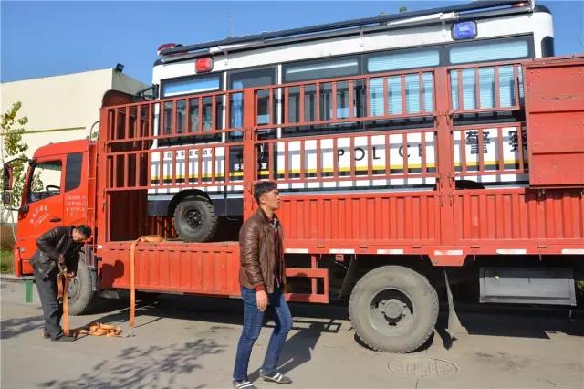 移動警務(wù)室廠家