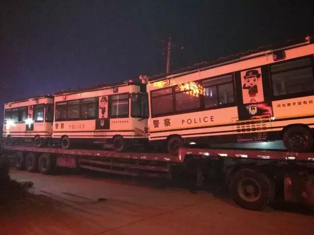 純點移動警務室