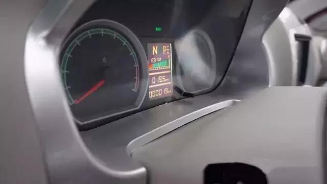 躍迪集團榮獲2016“十佳微型電動汽車企業”稱號