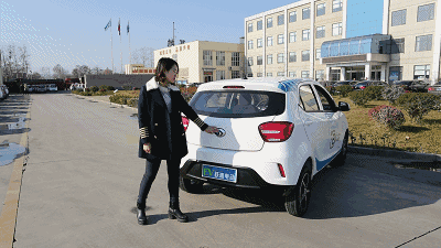 電動轎車圖片及價(jià)格