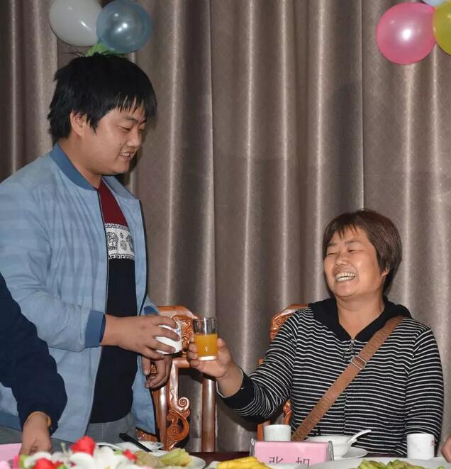 重陽節那天兒女有話對您說-躍迪員工紀實