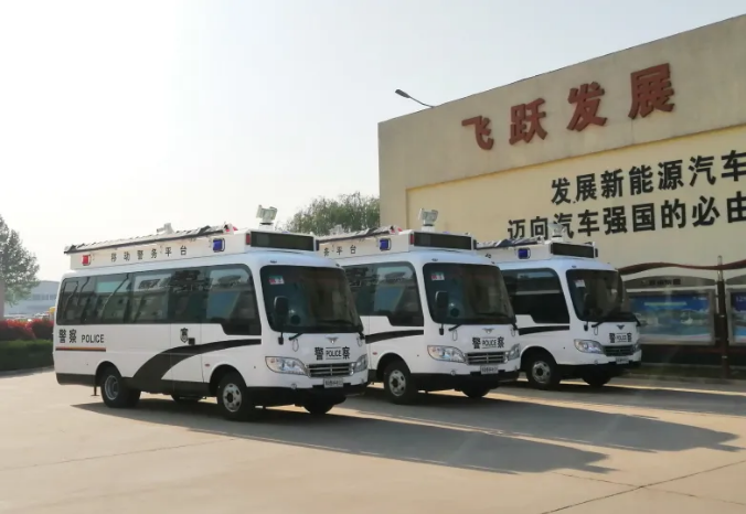 平安建設再添羽翼 躍迪移動警務室發車內蒙古