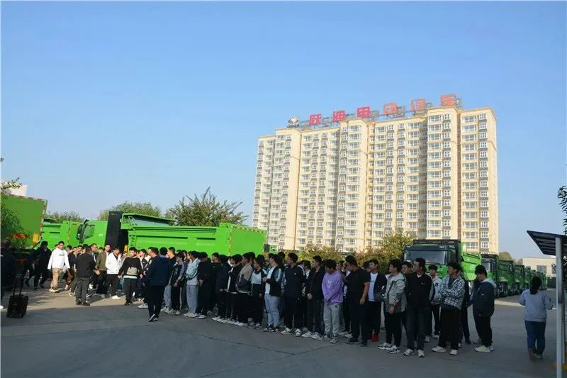 【走出校院 走進企業】河北科技大學機械專業學生一行到躍迪集團參觀交流