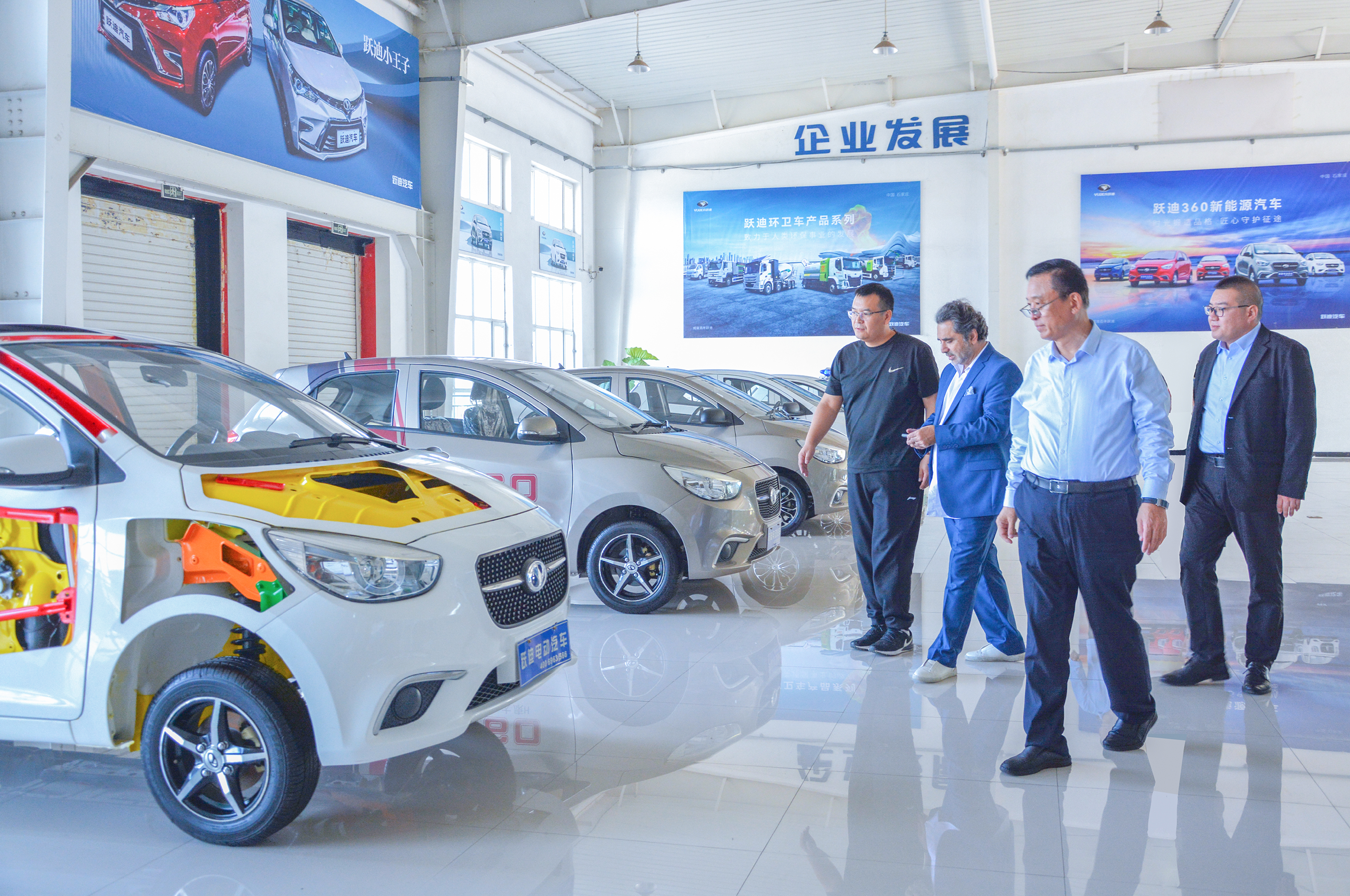 沙特客商到躍迪洽談合作 共探智能綠色出行